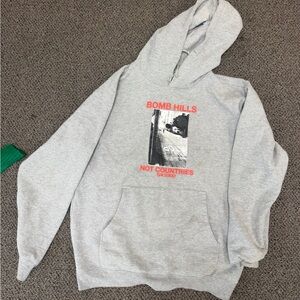 GX1000 Hoodie size large bomb hills skateboarding streetwear